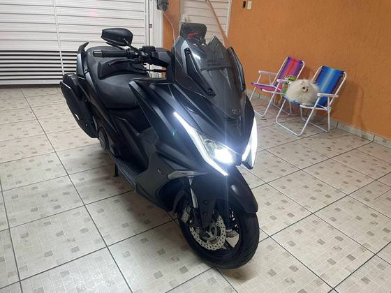 KYMCO AK 550i KYMCO AK 550i